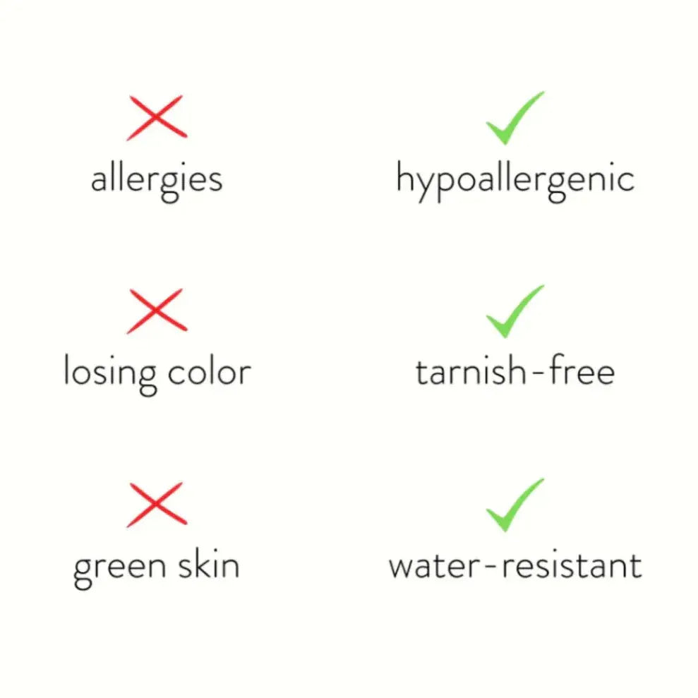 Chloe Cluster Clover Bracelet